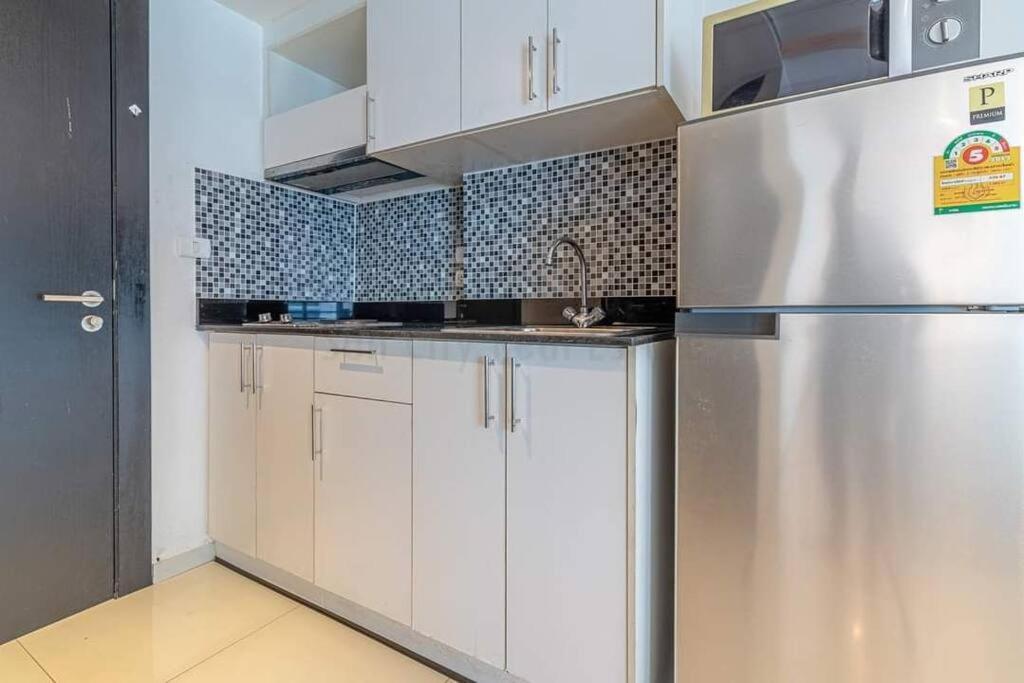 Avenue Residence C5 Pattaya Exterior foto